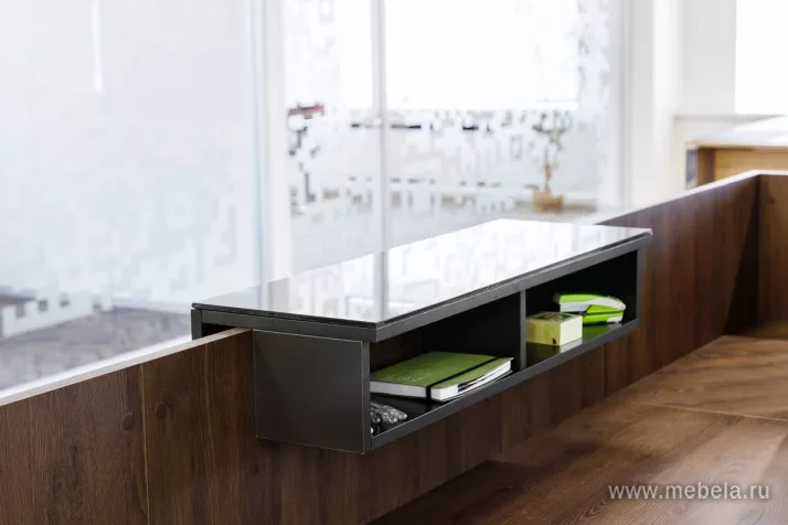 ресепшн Фаста