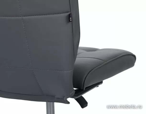 Кресло офисное RV-Solo