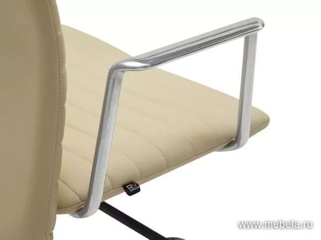 кресло RV-B2410