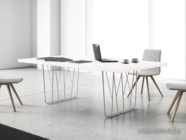 столы Deck Meeting