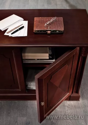 кабинет директора Doge