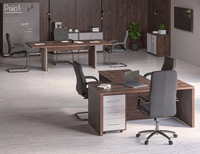 фото кабинет директора Пойнт №5