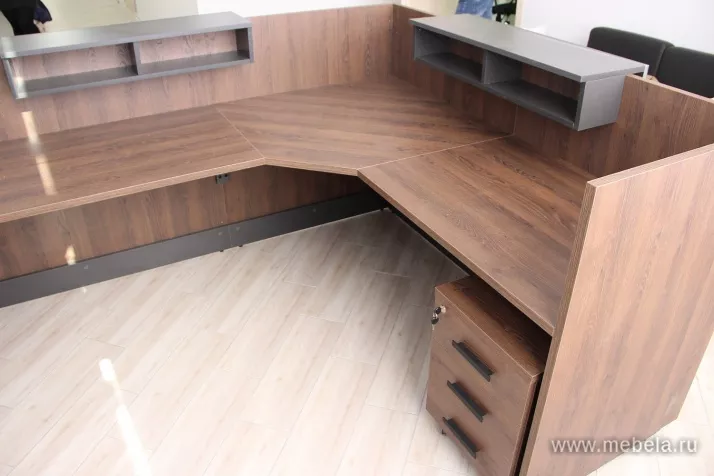 ресепшн Фаста