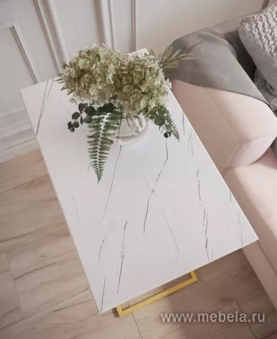 Столик Агами Голд