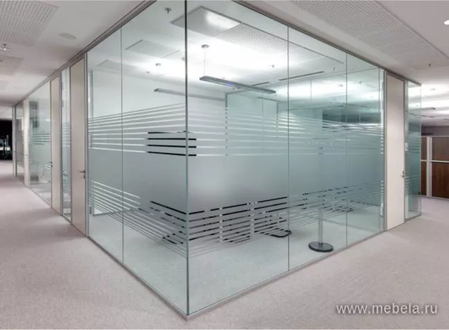 Стеклянные перегородки