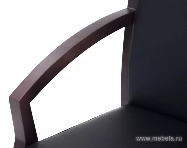 офисный стул Senator