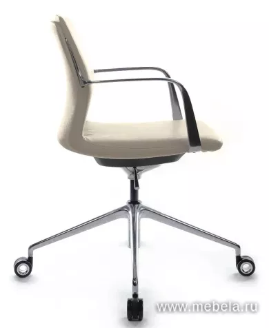 кресло RV-Plaza-M