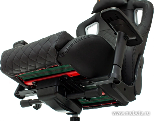 кресло Knight Titan