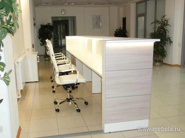 стойка ресепшн Steel