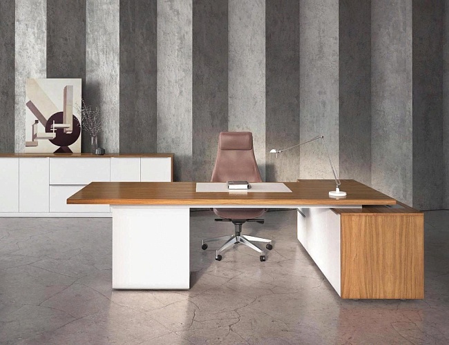 фото кабинет руководителя Alpina