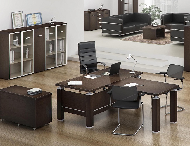 фото кабинет Бонд