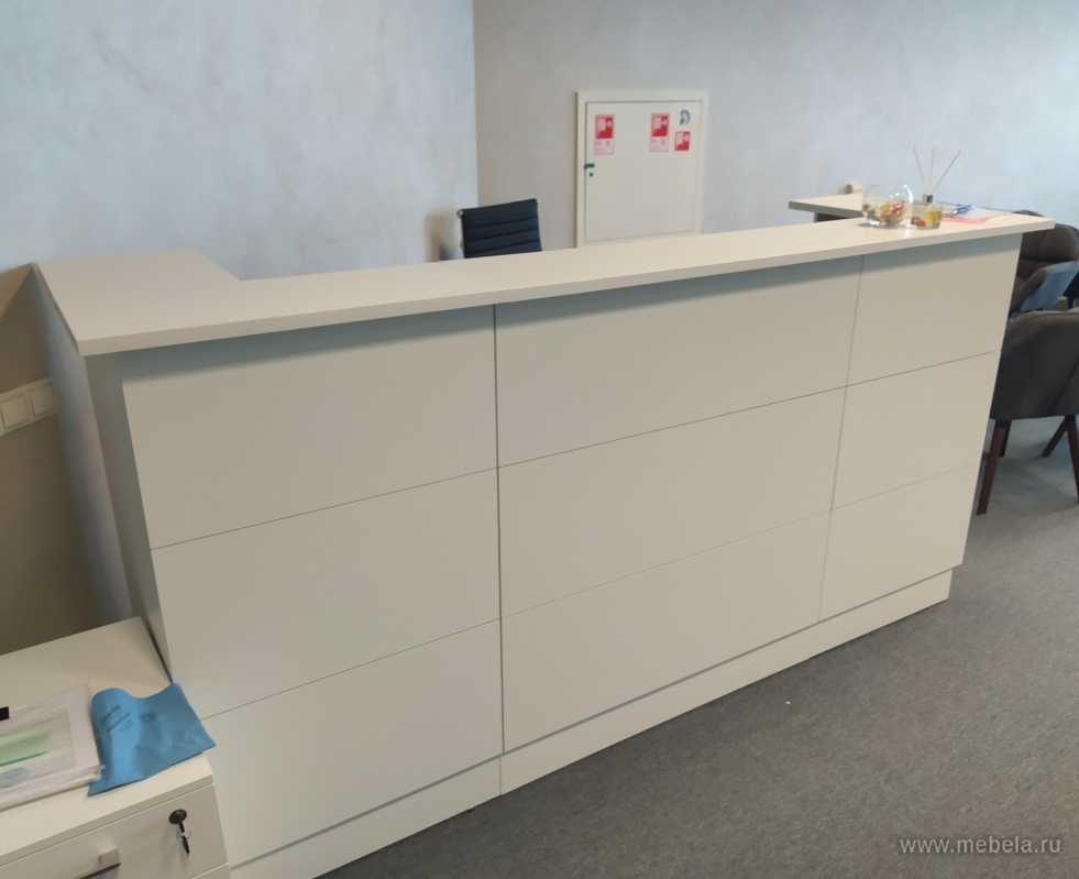 Проект фирмы ПИК-БРОКЕР от компании ДАР МЕБЕЛЬ