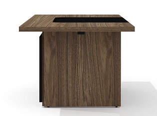 Стол руководителя с декор. траверсом