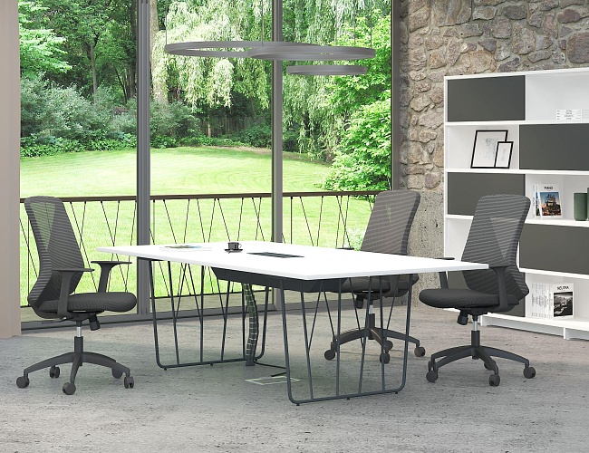 фото столы Deck Meeting №3