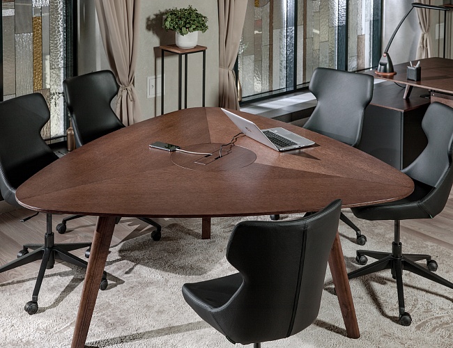 фото столы Rail